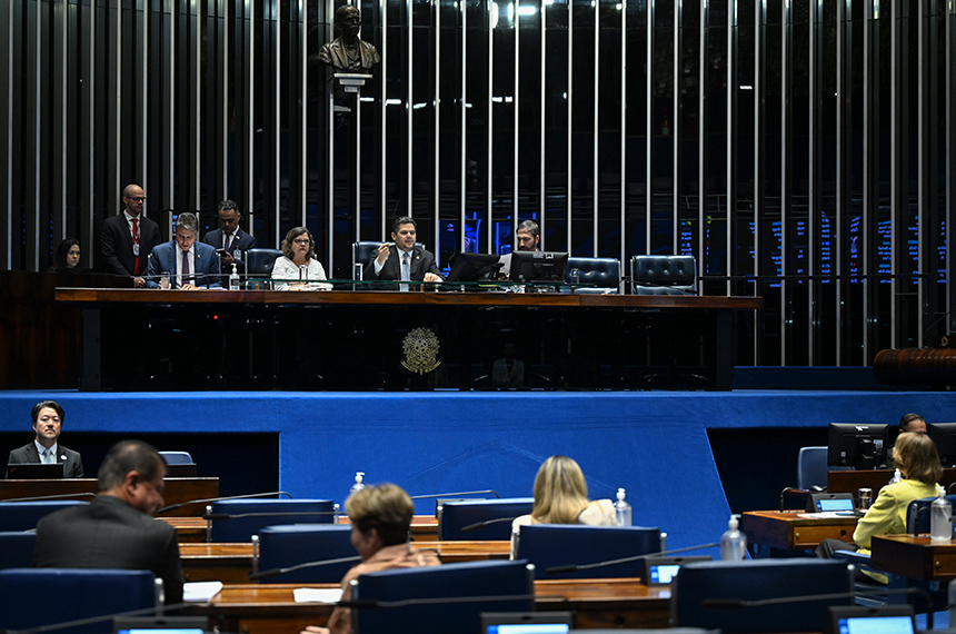 Plenário do Senado Federal durante sessão deliberativa